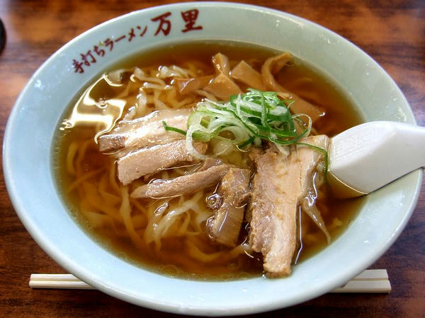手打ラーメン 650円