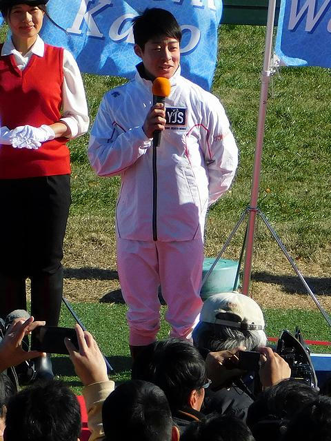 意気込みを語る渡邊竜也騎手（笠松）
