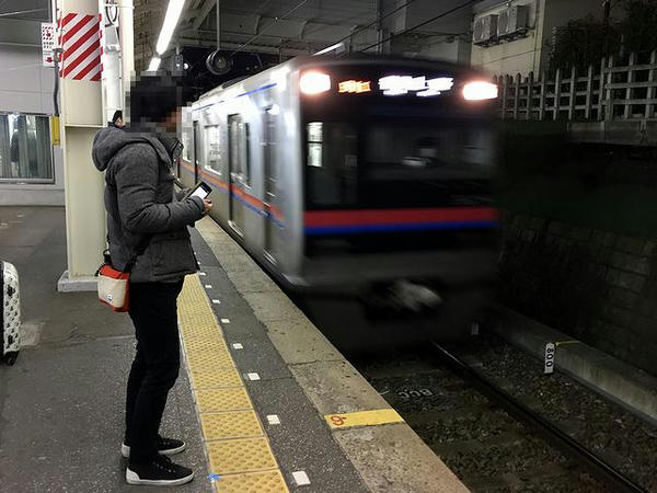 東中山駅から乗車した京成上野行き普通列車