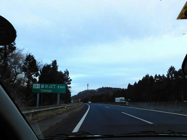 東北自動車道を北へ（午前7時5分頃）