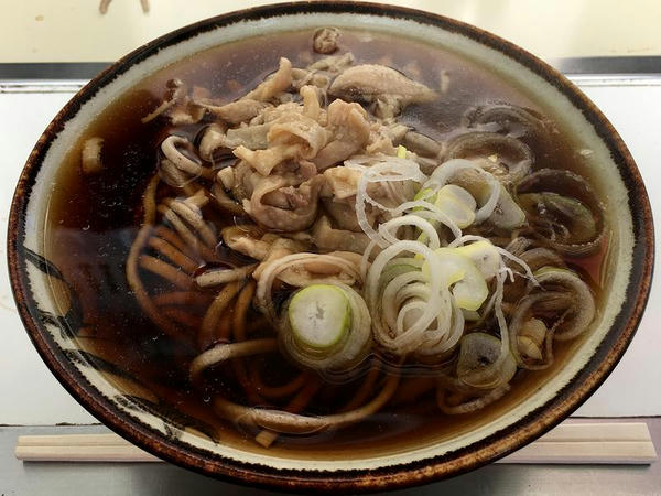 いただいた冬季限定の鶏皮の旨煮そば
