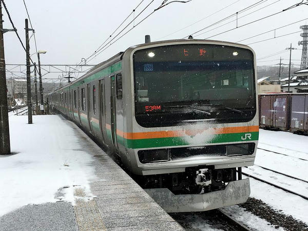 1月25日 某駅に進入する上り普通列車