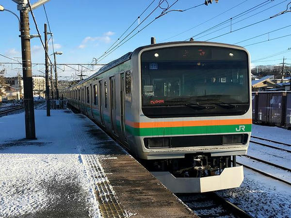 1月30日 某駅に進入する上り普通列車