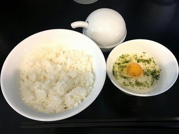 とろろご飯 250円