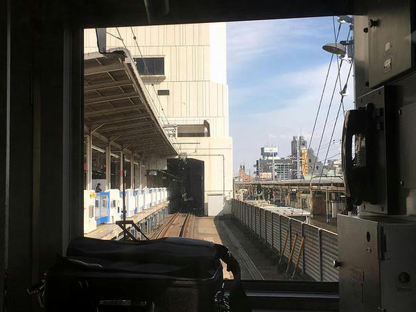 船橋駅進入