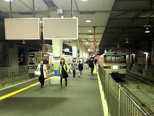 東武宇都宮駅に到着した特急しもつけ283号他