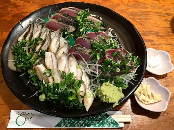 かつおのたたき 600円×2 ＋ うつぼのたたき 510円