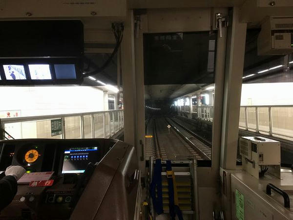 田園調布駅進入