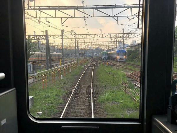 富士見ヶ丘駅発車直後(1)