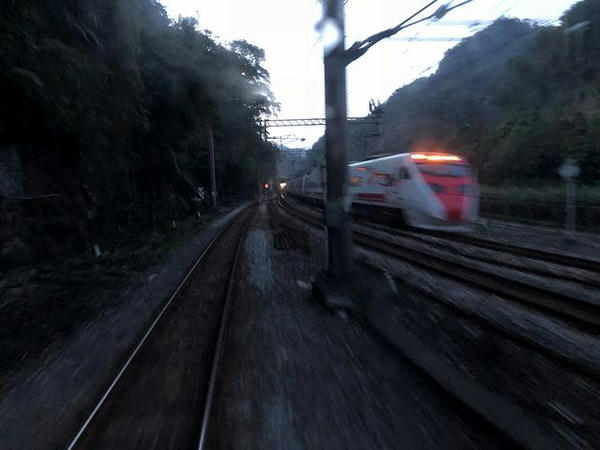 三貂嶺駅手前で宜蘭線に合流するあたり