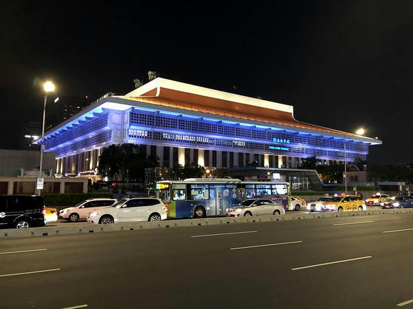 夜の台北駅