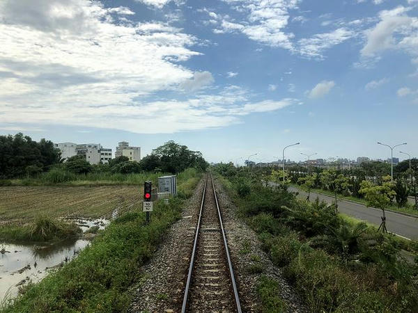 上員駅手前（最後尾の窓から）