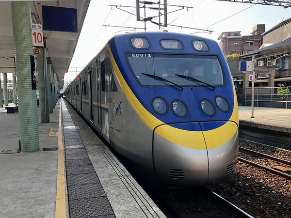 台湾に来て初めて乗った1192次区間車