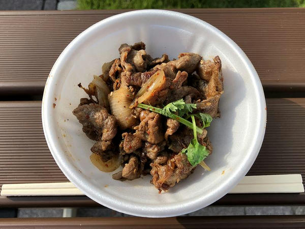 ラム肉のクミン炒め（羊香味坊） 600円