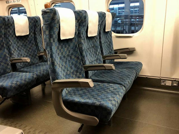 1号車のシート