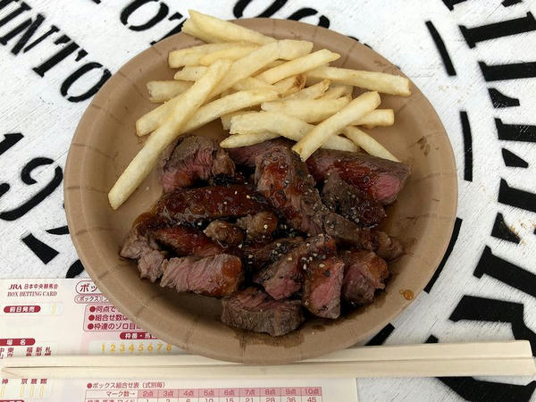 1/4ポンドステーキ 850円 （モリーズステーキ）