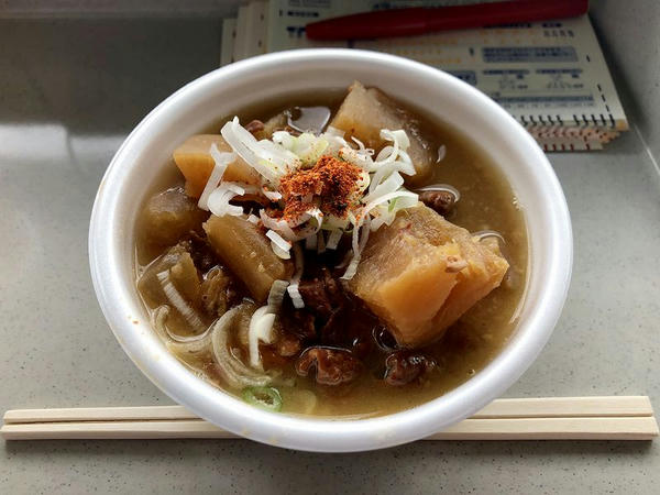 もつ煮 500円