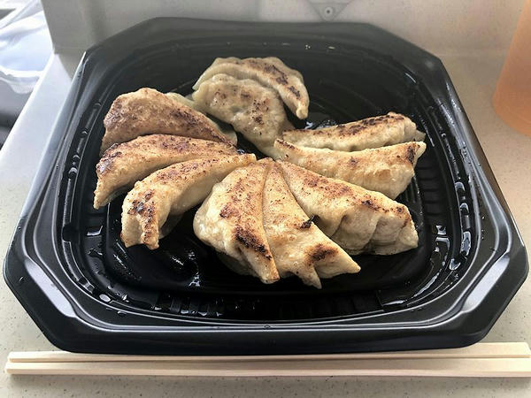 円盤餃子（10個） 650円