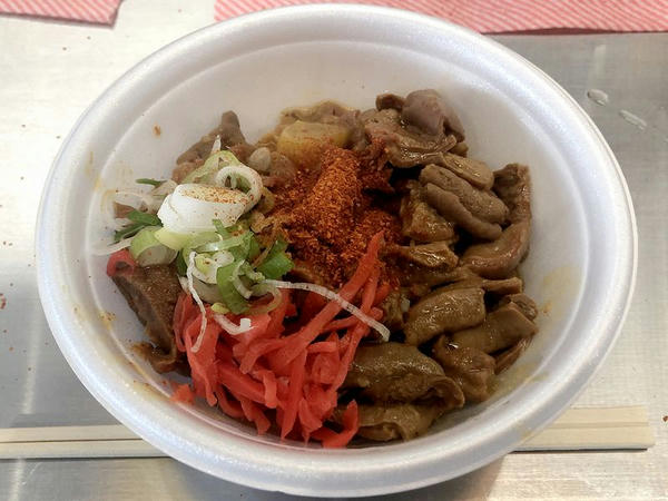 ホルモンライス 800円