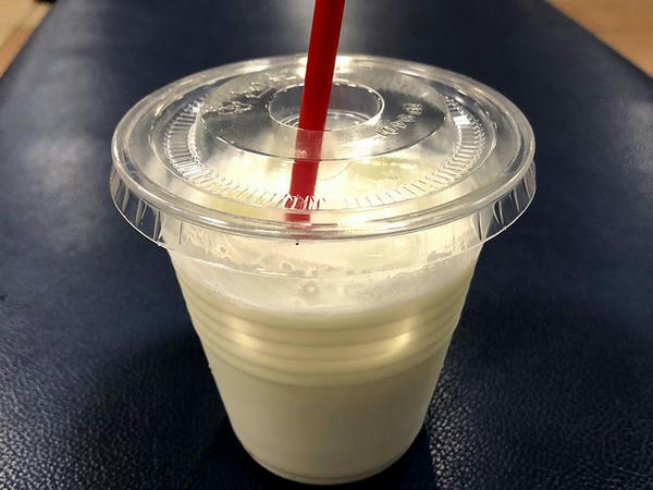 プレーンラッシー 300円
