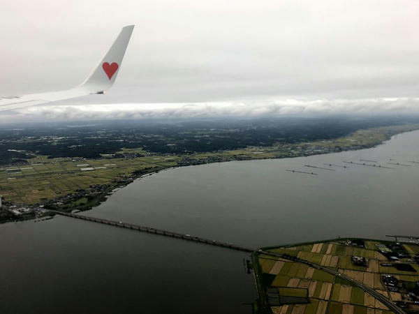 機窓から見た霞ヶ浦と霞ヶ浦大橋
