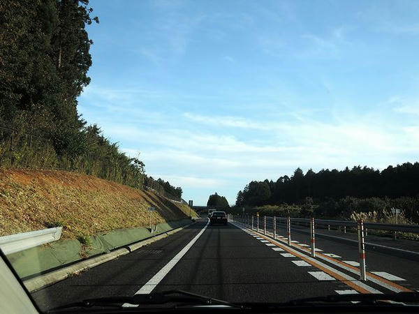 東関東自動車道走行中