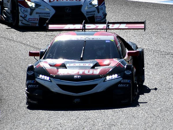 #16 MOTUL MUGEN NSX-GT（中嶋大祐選手）