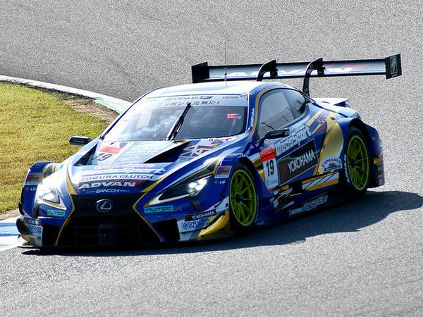 #19 WedsSport ADVAN LC500（国本雄資選手）