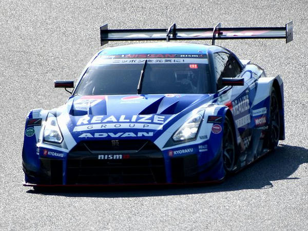 #24 リアライズコーポレーション ADVAN GT-R（高星明誠選手）