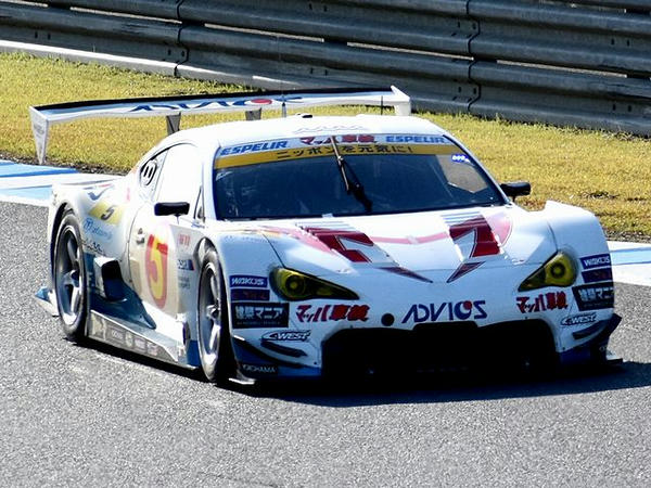 #5 ADVICS マッハ車検 MC86 マッハ号（平木湧也選手）