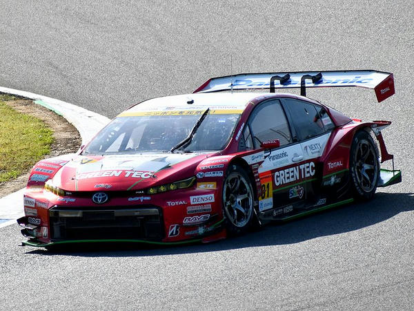 #31 TOYOTA GR SPORT PRIUS PHV apr GT（中山友貴選手）