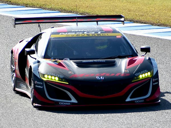 #34 Modulo KENWOOD NSX GT3（道上龍選手）