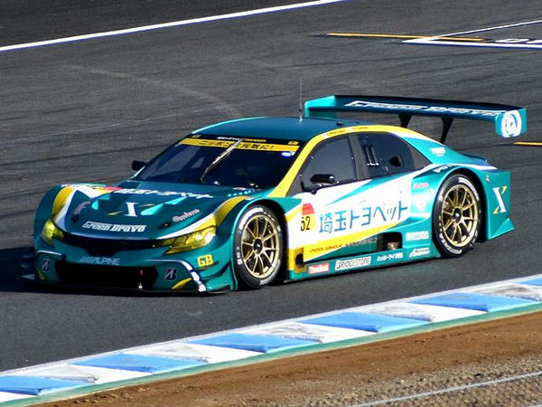 タイムアタックをする#52 埼玉トヨペットGB マークX MC（吉田広樹選手）