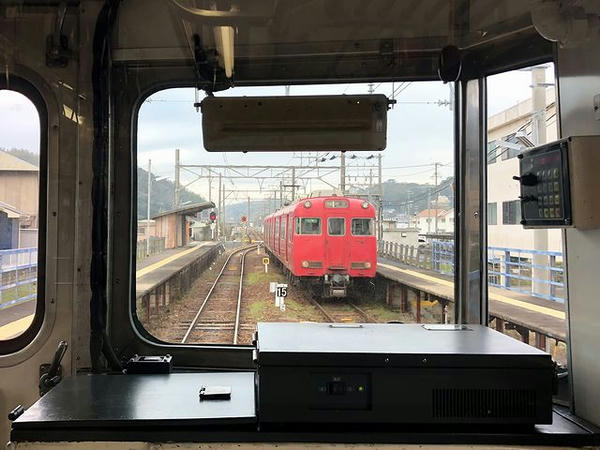 三河鳥羽駅進入