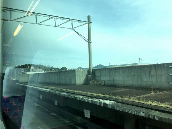 味岡駅にて