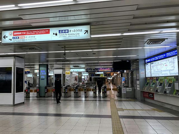 大阪難波駅改札口付近