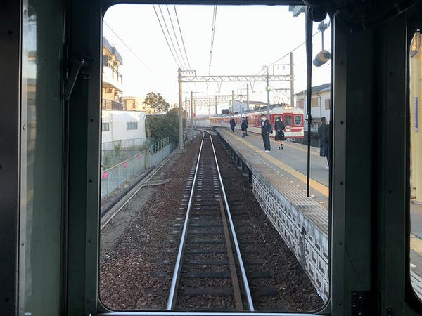 広野ゴルフ場前駅進入