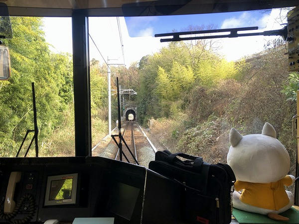 五社駅停車中