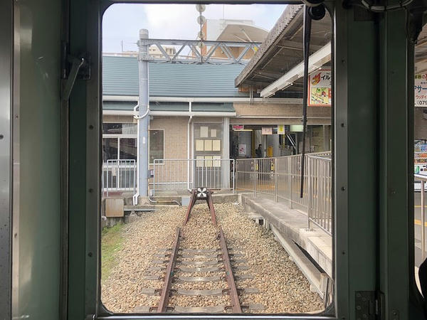 三田駅進入
