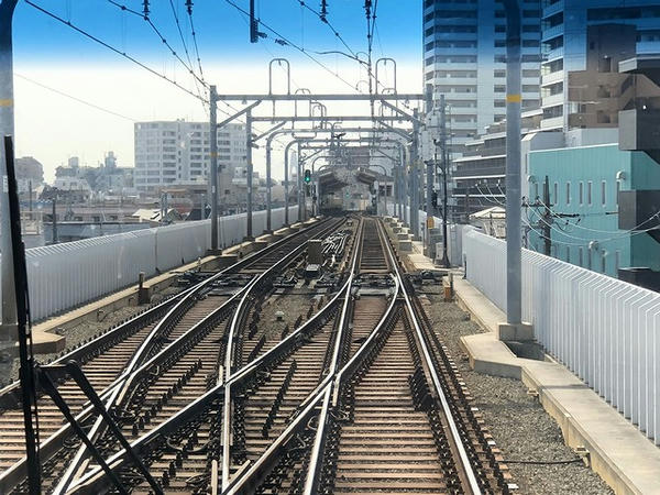 京急蒲田駅－糀谷駅間（シーサースクロッシング）