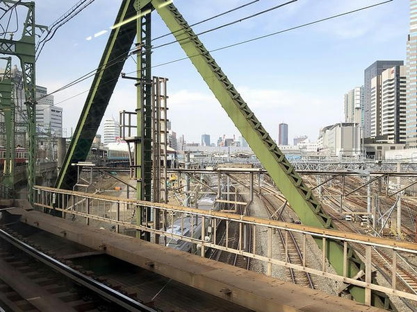 北品川駅－品川駅間（JR線跨線橋）