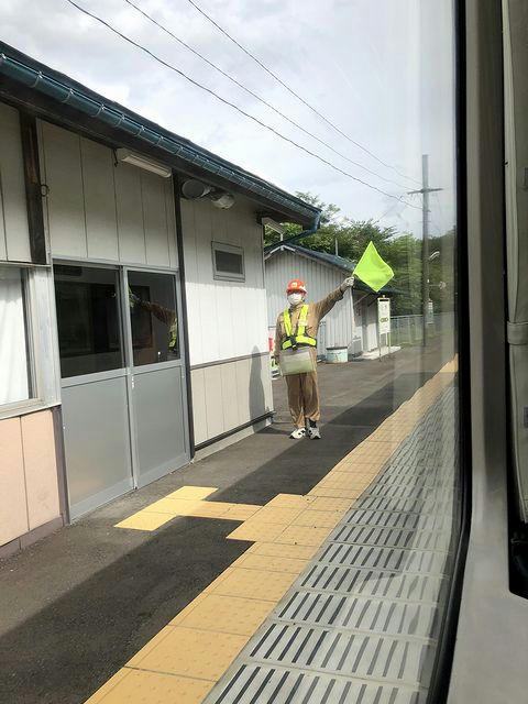 区界駅通過