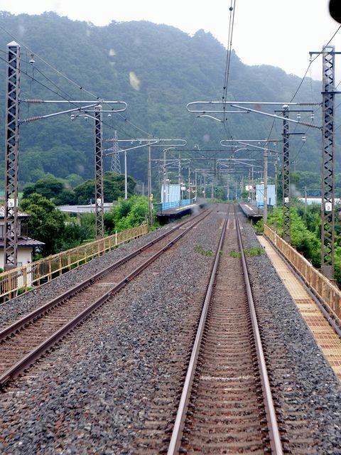 目時駅発車直後（最後部の窓から）