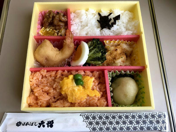 ポケモン弁当（1150円）の中身