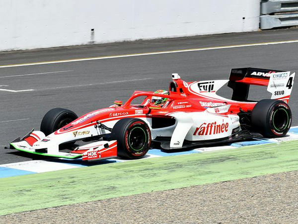 No.4 サッシャ・フェネストラズ選手