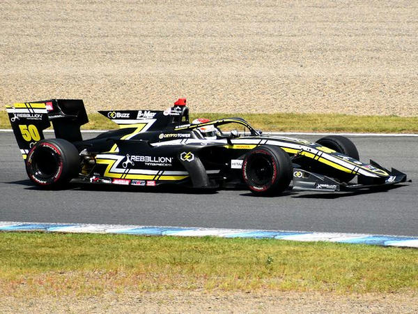 No.50 名取鉄平選手