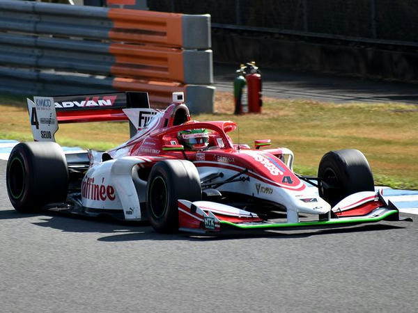 No.4 サッシャ･フェネストラズ選手