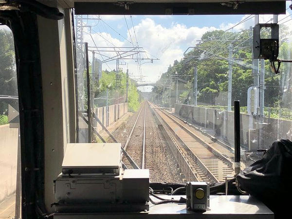 成田駅－空港第2ビル駅間（単線並列区間）