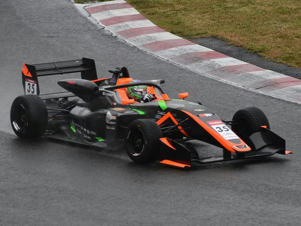 No.35 河野駿佑選手