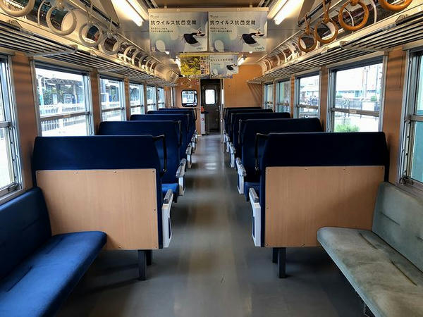 キハ20 1303の車内